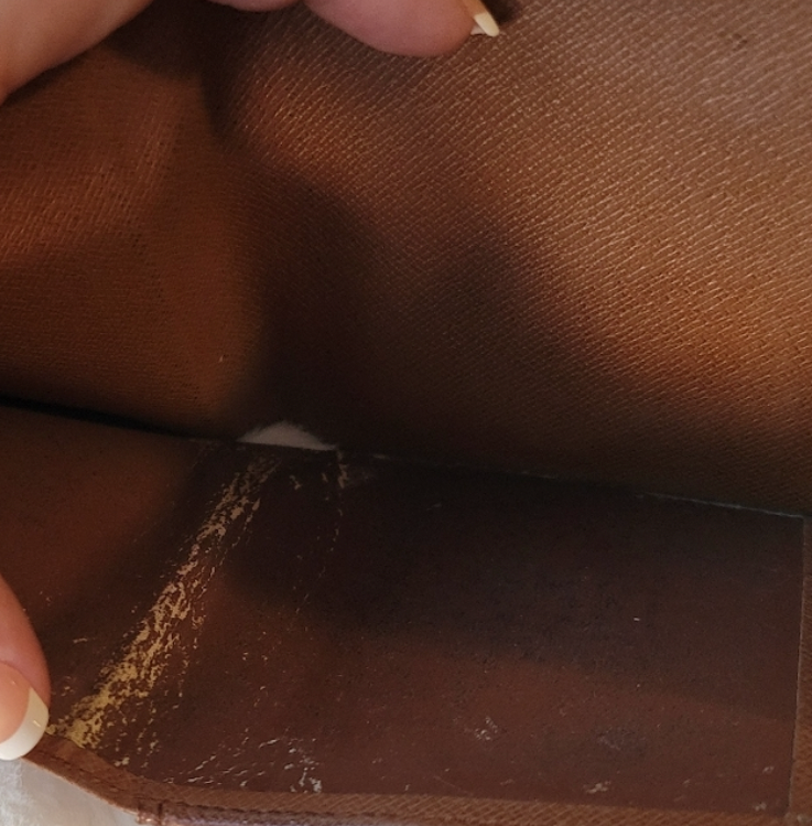 Louis Vuitton Portefeuille Elise Bifold Wallet