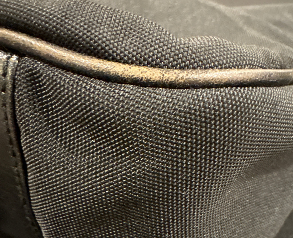 Gucci Bamboo Handle Nylon Hobo Bag Black GG Canvas Vintage Shoulder Bag