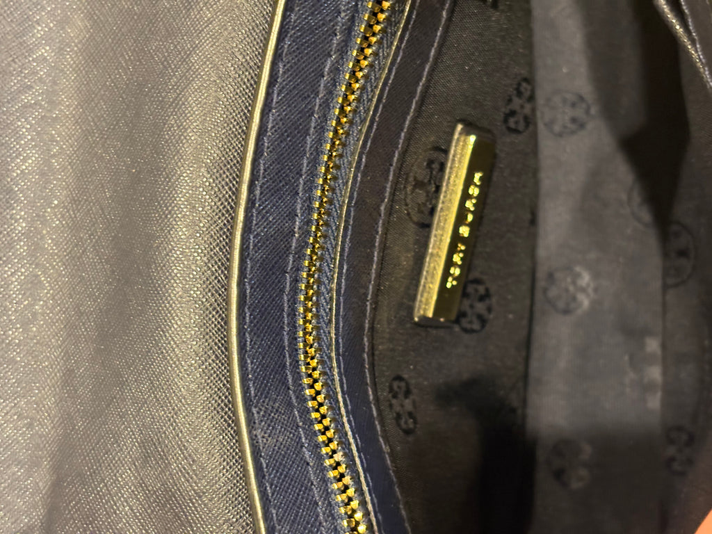 Tory Burch Emerson Adjustable Shoulder Bag – Black Saffiano Leather