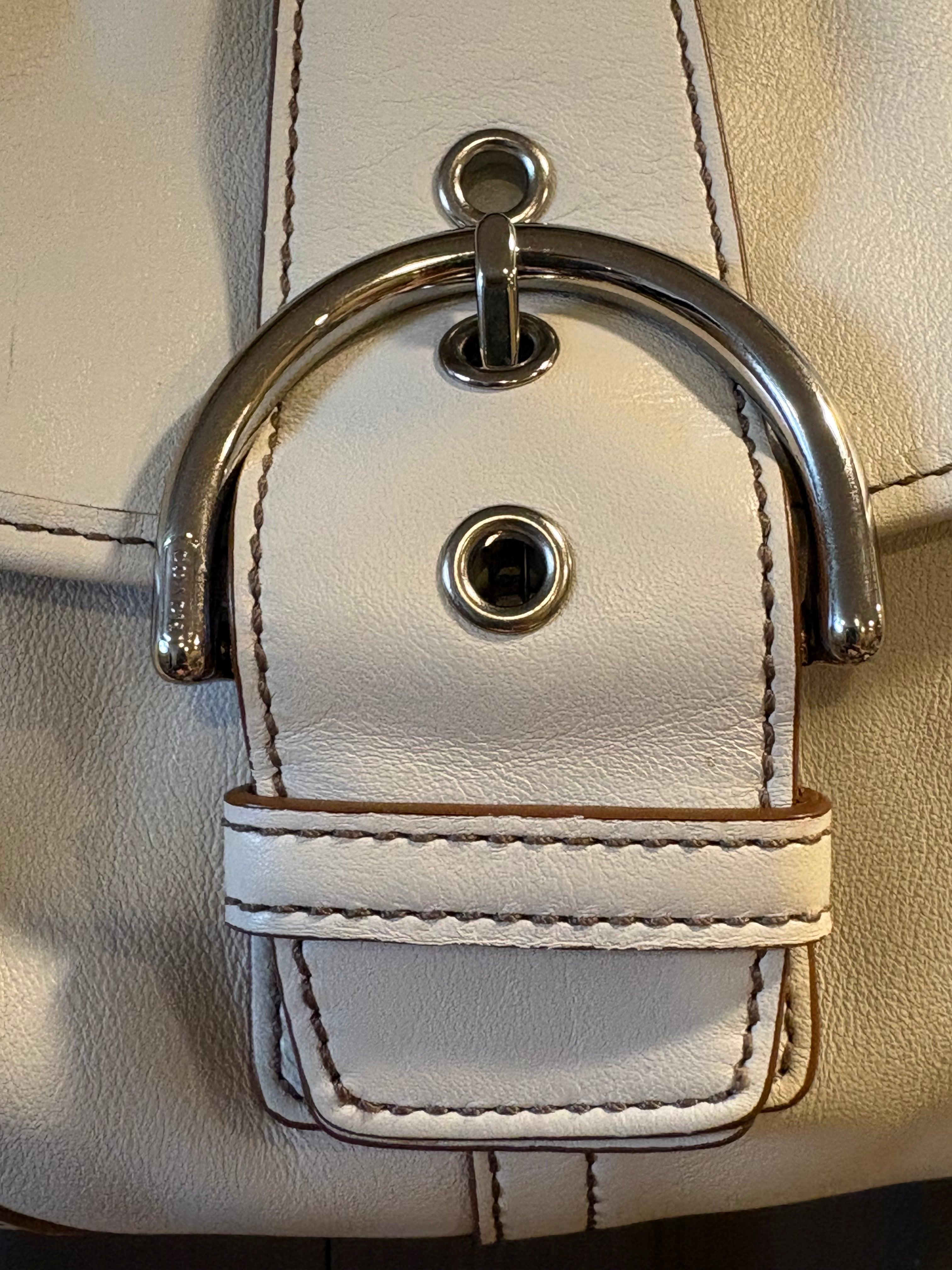 Vintage Coach Mini Soho Shoulder Bag – Off White Leather Y2K