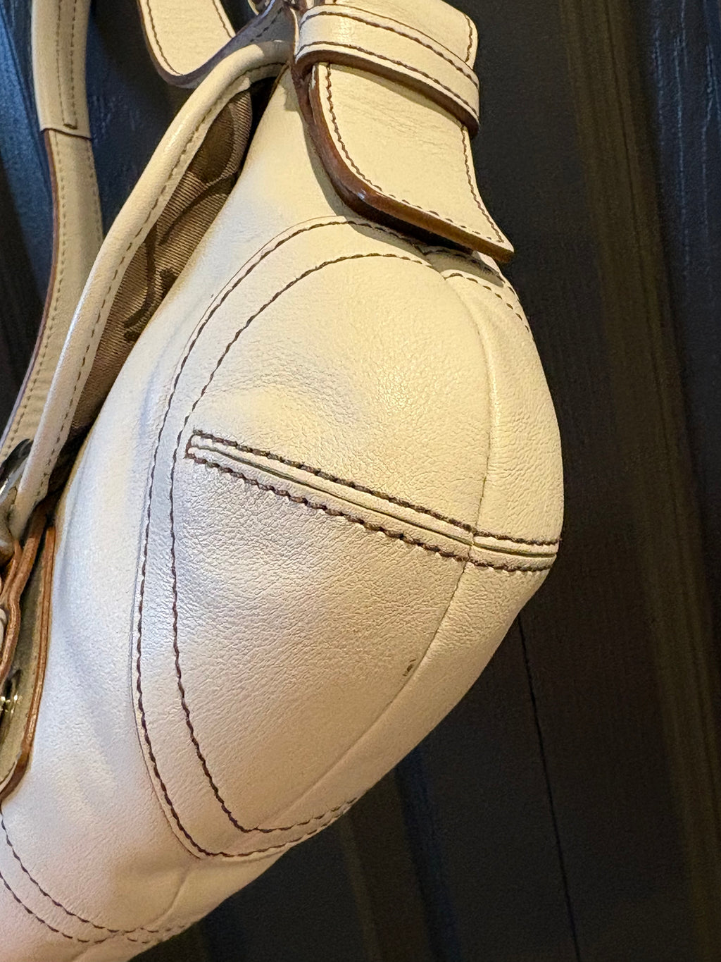 Vintage Coach Mini Soho Shoulder Bag – Off White Leather Y2K