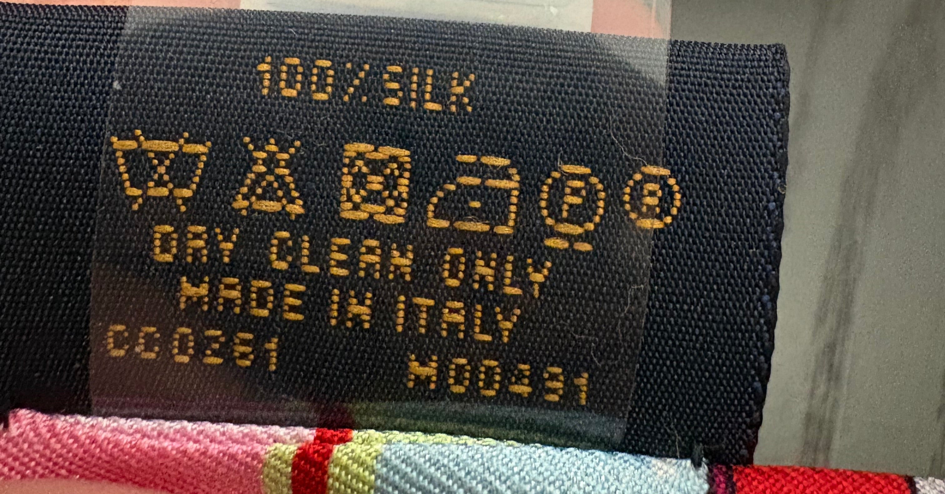 Louis Vuitton Japan Xmas Bandeau Vivienne Holiday 2021 Silk Scarf