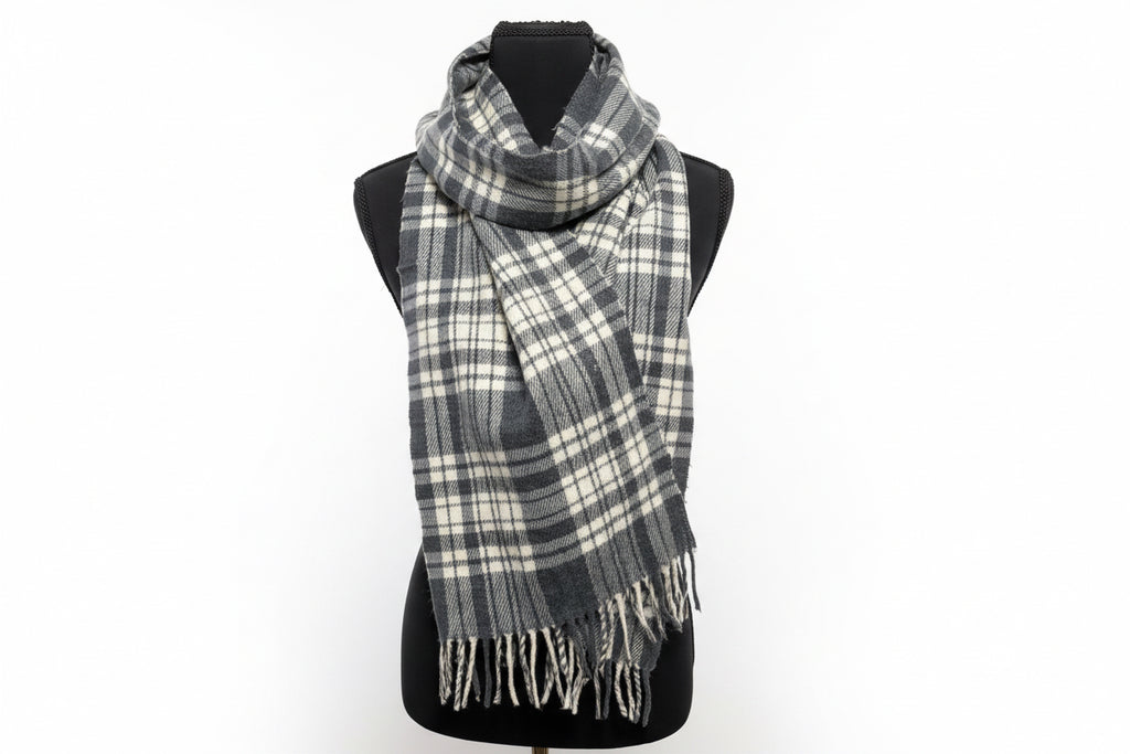 Burberrys of London Vintage 100% Lambswool Scarf