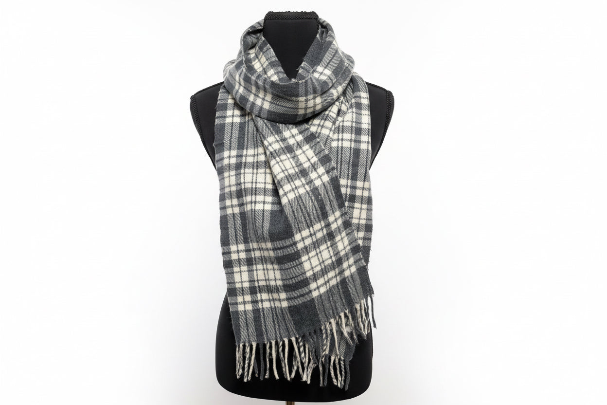 Burberrys of London Vintage 100% Lambswool Scarf