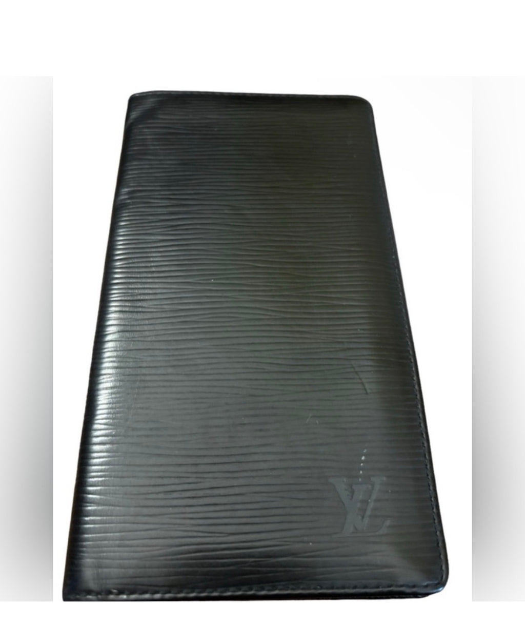 Louis Vuitton Epi Long Bifold Wallet / Checkbook Holder
