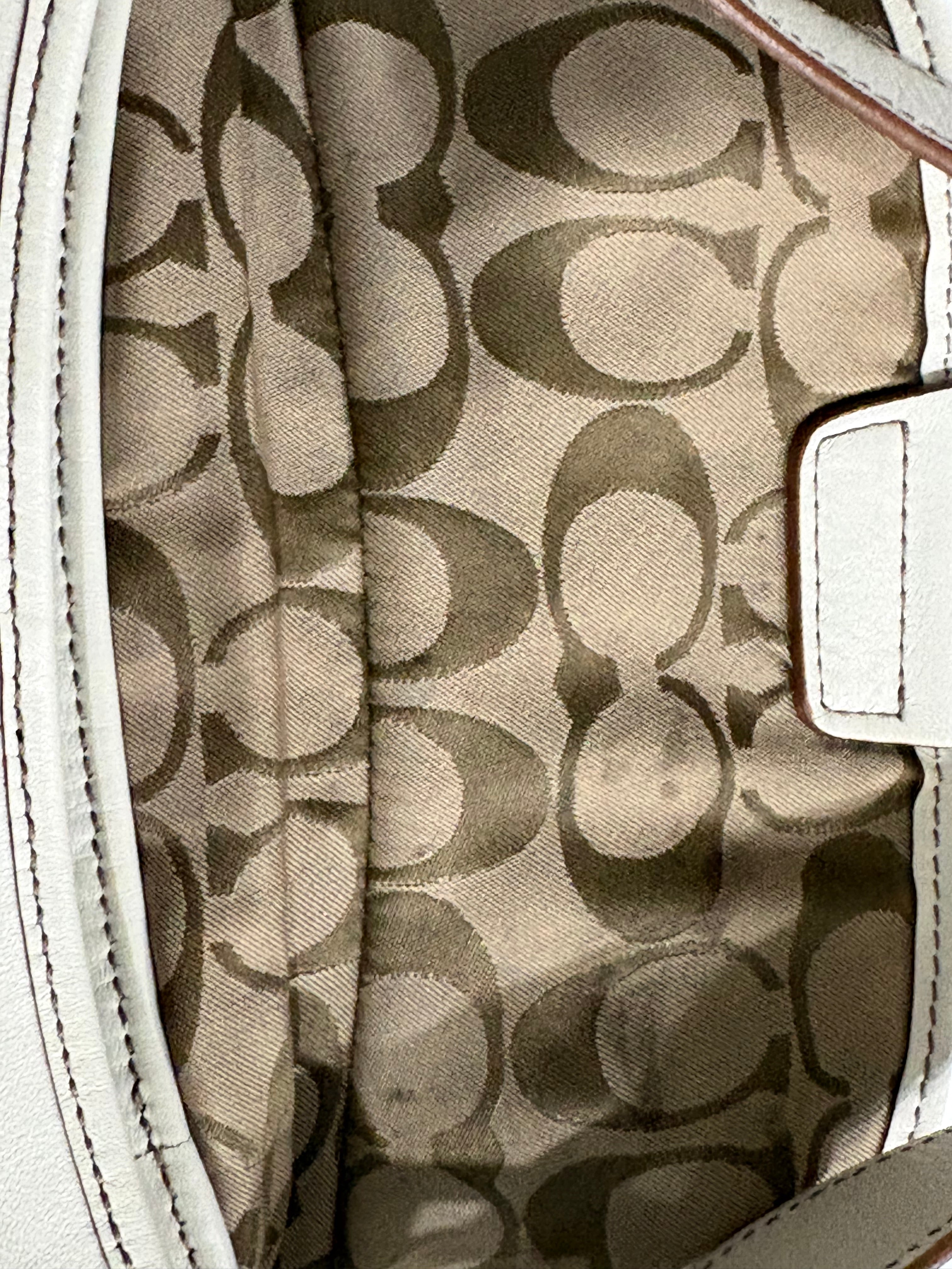 Vintage Coach Mini Soho Shoulder Bag – Off White Leather Y2K