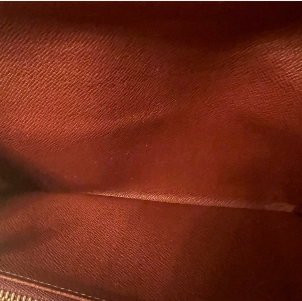 Louis Vuitton Vintage Sarah Wallet