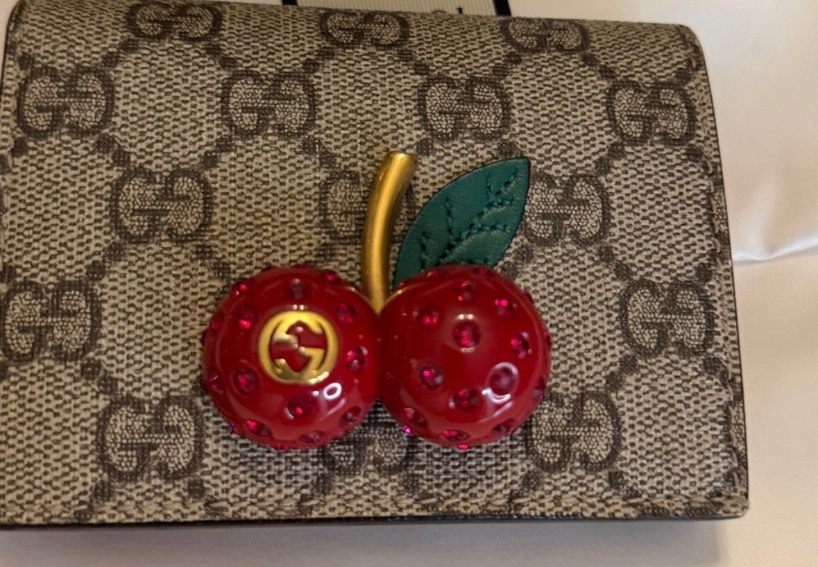 Gucci GG Supreme Cherry Wallet
