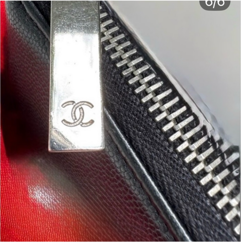 Chanel Interlocking CC Continental Wallet (2009–2010)