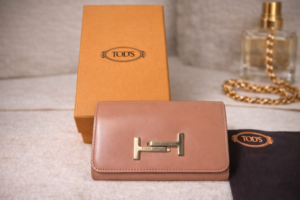 TOD’S Camel Leather Trifold Wallet