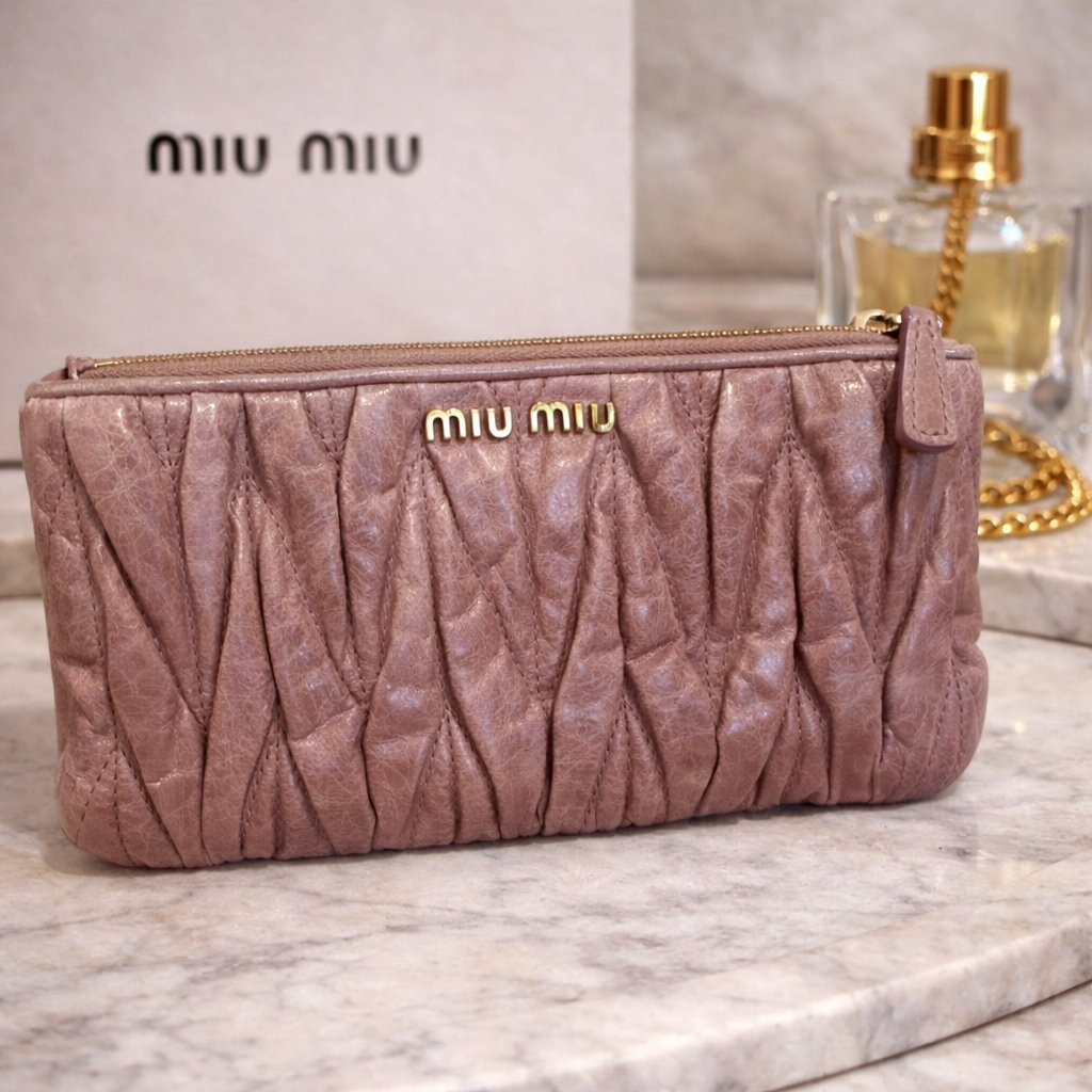 Miu Miu Matelassé Leather Mini Pouch / Clutch – Dusty Pink
