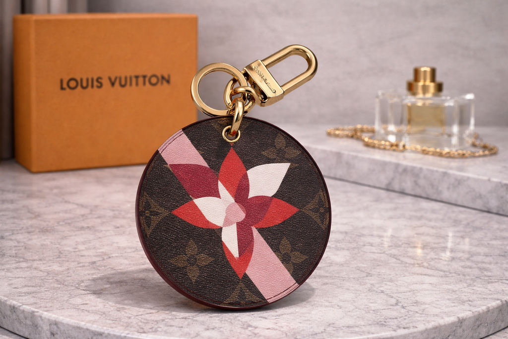 Louis Vuitton Monogram Illustré Multi V Bag Charm