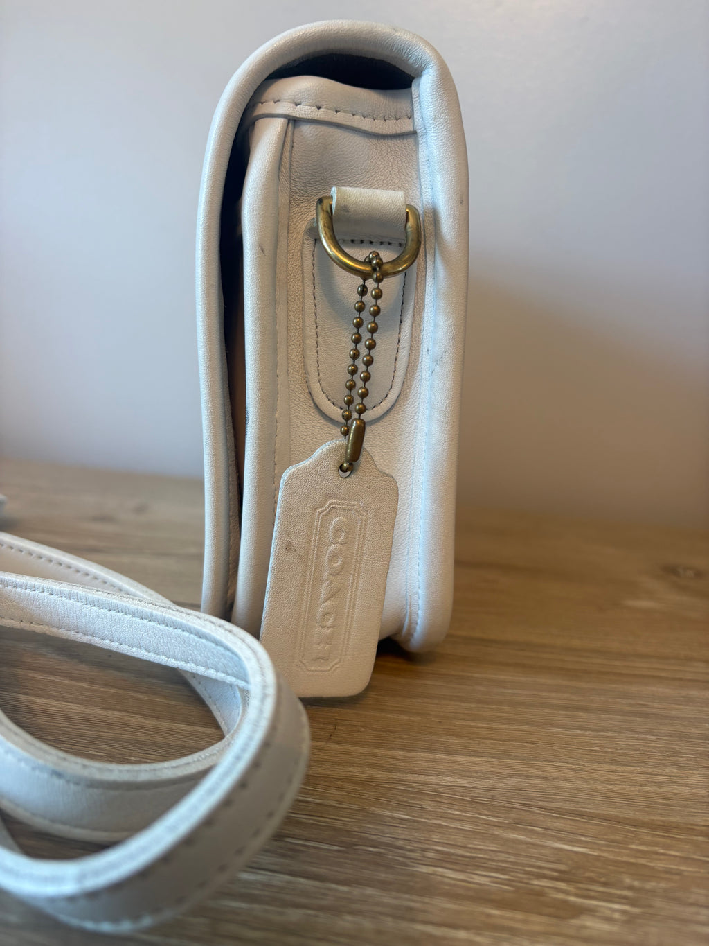 Coach Vintage WHITE Pocket Purse