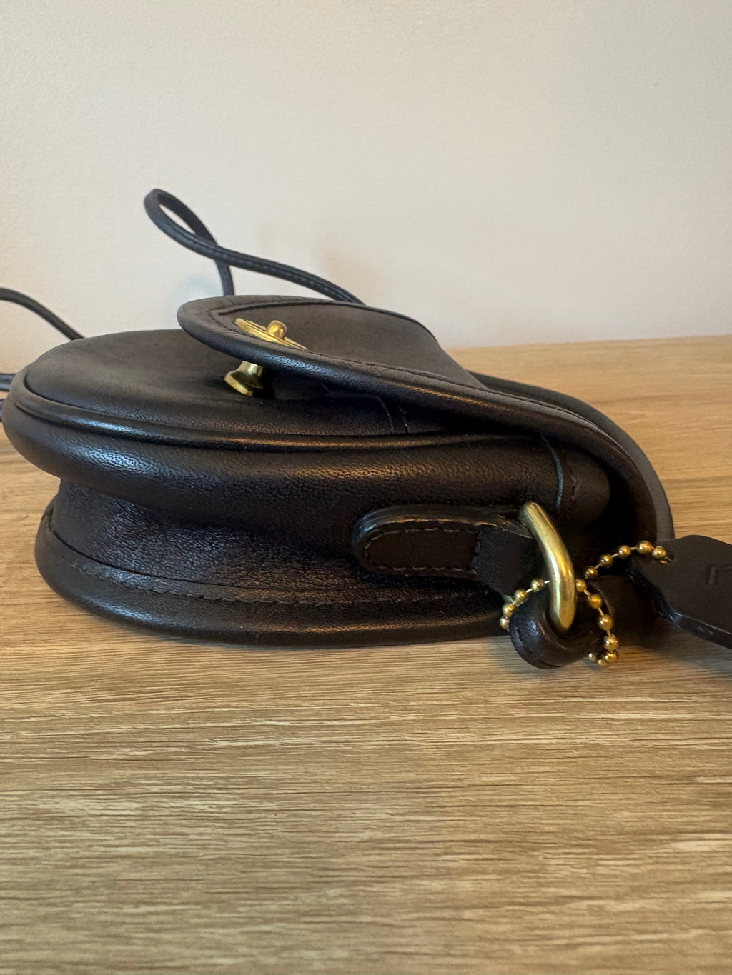 Vintage Coach Mini Watson Black Leather Crossbody Turnlock Bag 6606