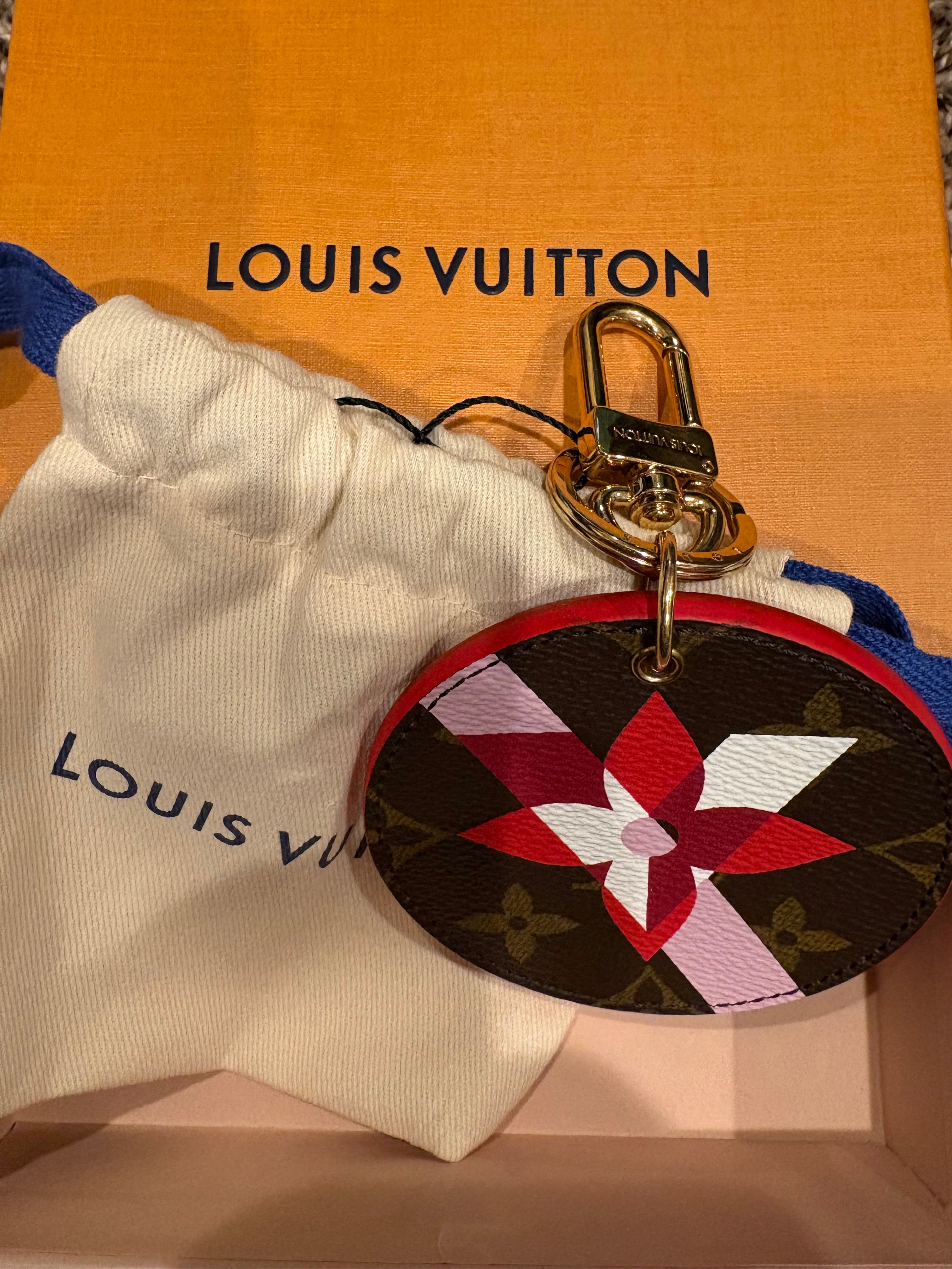 Louis Vuitton Monogram Illustré Multi V Bag Charm