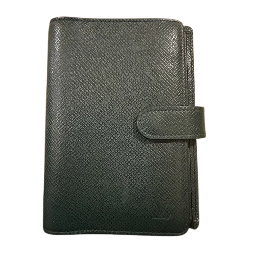 LOUIS VUITTON Taiga Leather Agenda – Dark Green (Epicea)