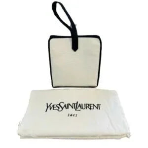 Yves Saint Laurent (YSL) Triangle Plate Cassandra Handle Bag w/COA and dust bag